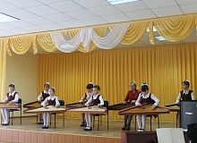 ансамбль гусляров "Йонгалтыш", рук-ль Костерова В.В.